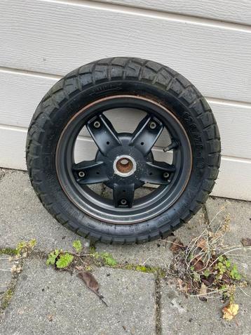 Zip sp 2000 h2o achtervelg (eerste editie)dubbele(motor)velg beschikbaar voor biedingen