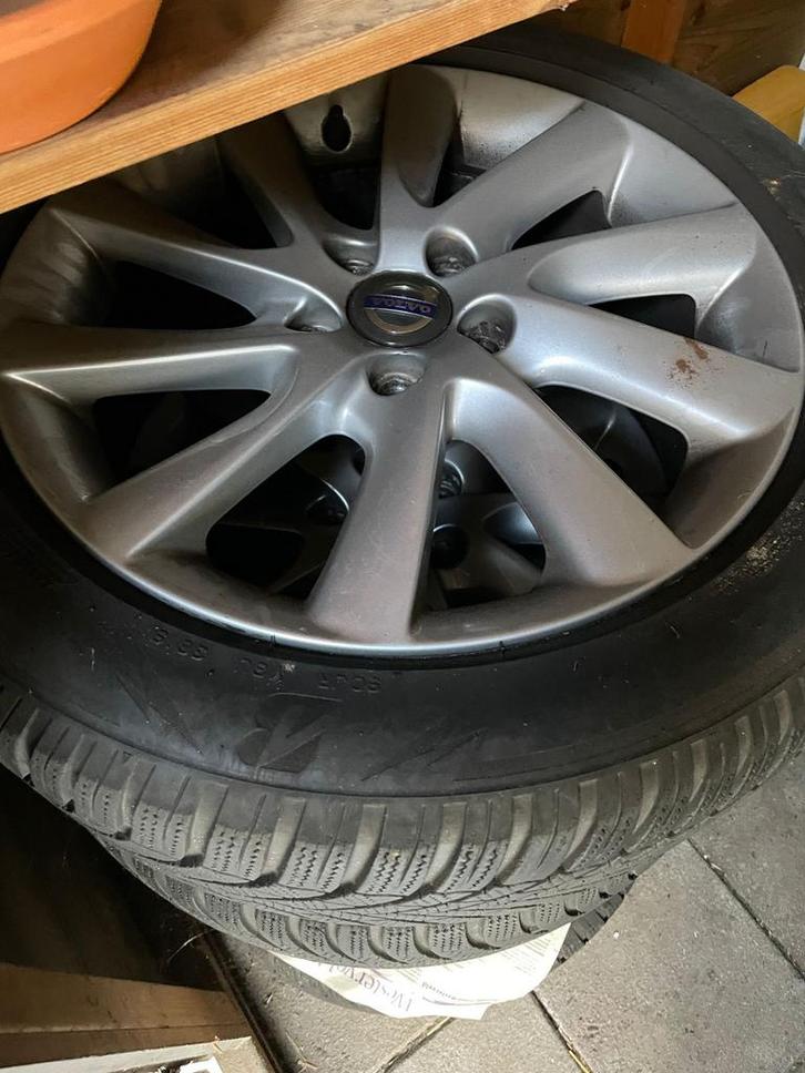 Winterbanden Volvo V60 op Velg - Set, Auto-onderdelen, Banden en Velgen, Banden en Velgen, Winterbanden, 17 inch, 225 mm, Personenwagen