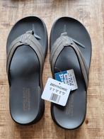 Nieuwe Skechers slippers ( zie omschrijving ), Ophalen, Nieuw, Skechers