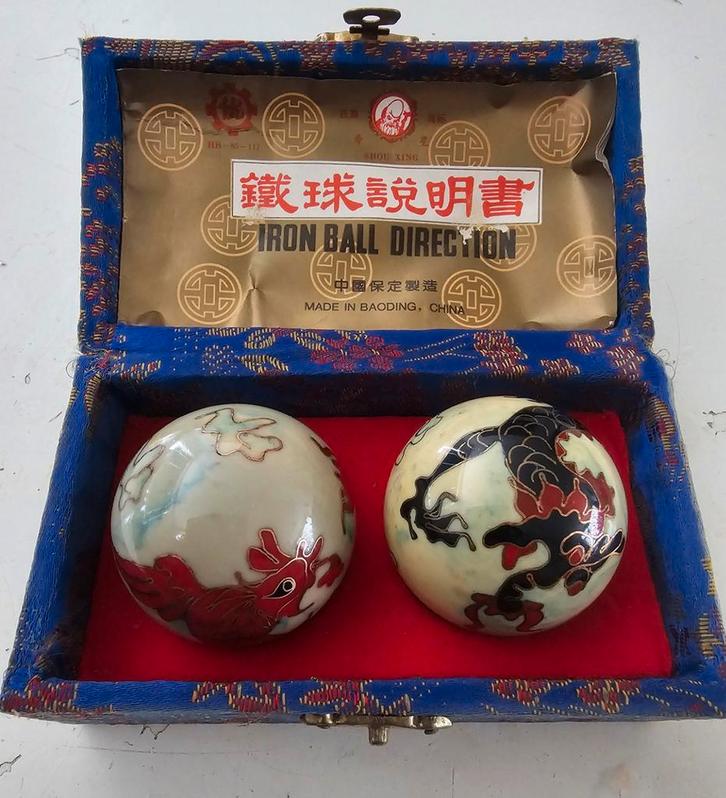 Baoding Ballen in Doos, Antiek en Kunst, Curiosa en Brocante, Ophalen of Verzenden