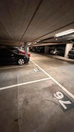 Parkeerplaats Amsterdam RAI / ZUIDAS, Ophalen, Nieuw, Overige stijlen, Kop(pen) en/of Schotel(s)
