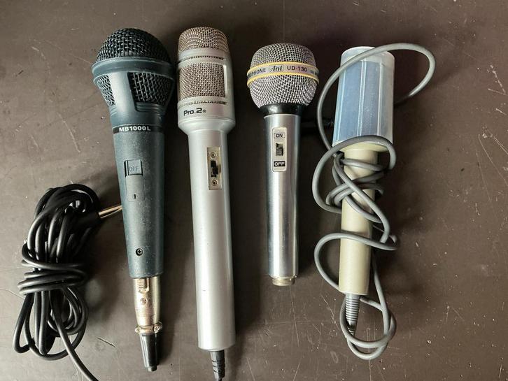 4 X Microfoon, Muziek en Instrumenten, Microfoons, Gebruikt, Zangmicrofoon, Ophalen of Verzenden