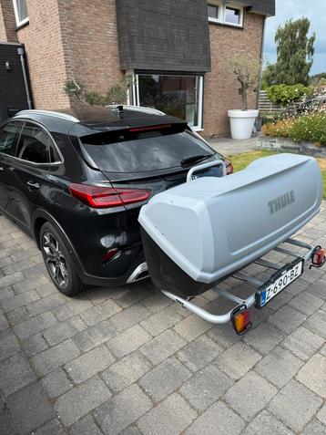 Thule trekhaakkoffer BackUp 900 Easybase Backspace Huur beschikbaar voor biedingen