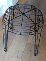Vintage Dutch design Ottoman draad kruk, Ophalen, Zo goed als nieuw, IJzer