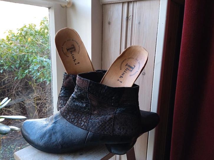 Think ! schoenen ~ laarsjes hak THINK ! ~ maat 40 1/2 zwart, Kleding | Dames, Schoenen, Gedragen, Lage of Enkellaarzen, Zwart