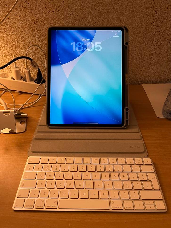 iPad Pro 12.9" 3e gen. + Magic Keyboard, Computers en Software, Apple iPads, Gebruikt, Apple iPad Pro, Wi-Fi, 12 inch, 256 GB