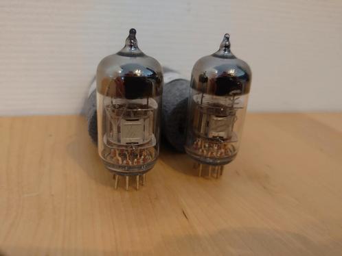 6N2P ( 6Н2П ) buizen ecc83 12ax7 paartje nieuw!, Audio, Tv en Foto, Buizenversterkers, Ophalen of Verzenden