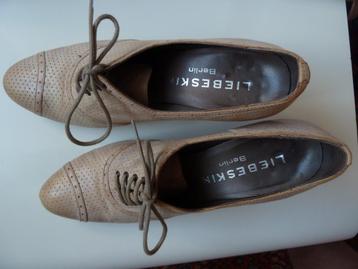Liebeskind Berlin retro jaren 30 veterschoenen, gelaagde hak beschikbaar voor biedingen