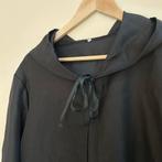 Zwarte cape met capuchon - Maat M - Nieuw, Ophalen, Maat 48/50 (M), Nieuw, Overige thema's