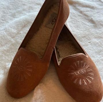 Uggs kastanje bruine flats 41 chestnut uggs ballerina  beschikbaar voor biedingen