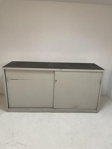 Schuifdeurkast gebruikt 200x100x60 €190,- ex btw beschikbaar voor biedingen