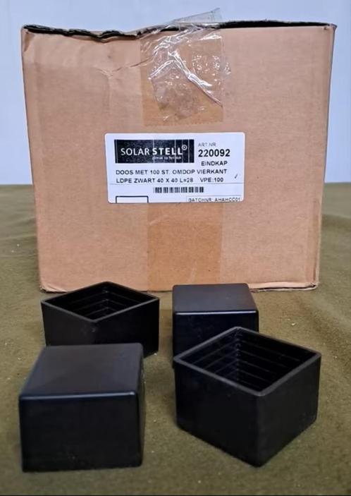 100 stuks eindkap zwart Solarstell 40 x 40 mm, Doe-het-zelf en Verbouw, Dakpannen en Dakbedekking, Nieuw, Overige typen, Kunststof