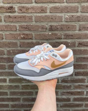 Nike Air Max 1 Crimson Tint beschikbaar voor biedingen