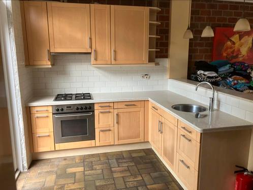 Hoekkeuken met beuken fronten, Huis en Inrichting, Keuken | Complete keukens, Gebruikt, Hoekkeuken, Overige kleuren, Composiet