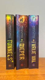 Roderick Gordon - Tunnels trilogie (deel 1, 2 en 3), Ophalen of Verzenden, Gelezen, Roderick Gordon Brian Williams