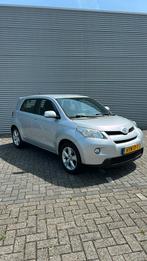 Toyota Urban Cruiser 1.3 Vvt-i 2009 Grijs 134000 km, Voorwielaandrijving, Stof, Zwart, 4 cilinders