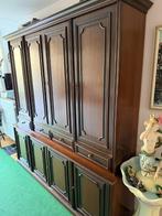 Klassieke wandkast/buffetkast, Huis en Inrichting, Kasten | Kledingkasten, Ophalen, Gebruikt, 200 cm of meer, 200 cm of meer