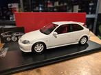 Honda Civic TypeR EK9 - Championship White - 1:18 ONEMODEL, Hobby en Vrije tijd, Modelauto's | 1:18, Auto, Ophalen of Verzenden