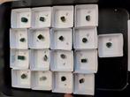 Lot met ruwe en gepolijste toermalijn kristallen, Verzamelen, Mineralen en Fossielen, Ophalen of Verzenden, Mineraal