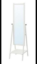 Mooie witte staande spiegel van IKEA, Huis en Inrichting, Woonaccessoires | Spiegels, Minder dan 50 cm, 150 tot 200 cm, Rechthoekig