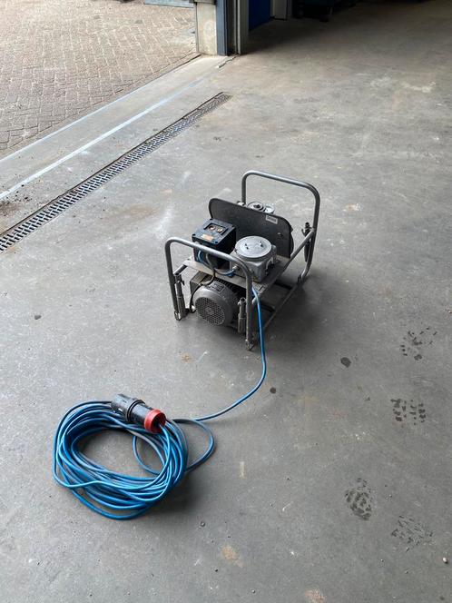 Industriële RVS pomp– 650 l/min – 2 bar, Tuin en Terras, Waterpompen, Gebruikt, Elektrisch, Bronpomp, Ophalen