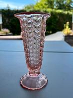 Glazen vaasje, Antiek en Kunst, Antiek | Glas en Kristal, Ophalen of Verzenden