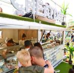 Foodtruck met dakterras en meerdere ijswagens te koop, Auto's, Wit, Mercedes-Benz, Particulier, Te koop