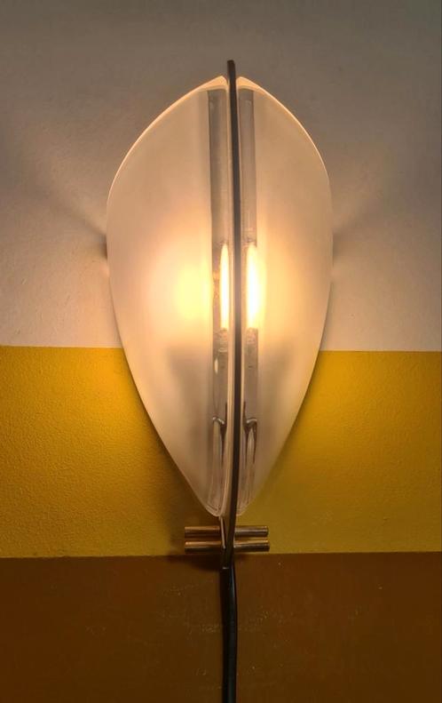 Design wandlamp. Vaert Vesta voor Artemide, Huis en Inrichting, Lampen | Wandlampen, Glas, Ophalen