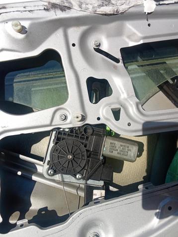 BMW E91 raammechanisme + motor rechter achterdeur (2005–2012 beschikbaar voor biedingen