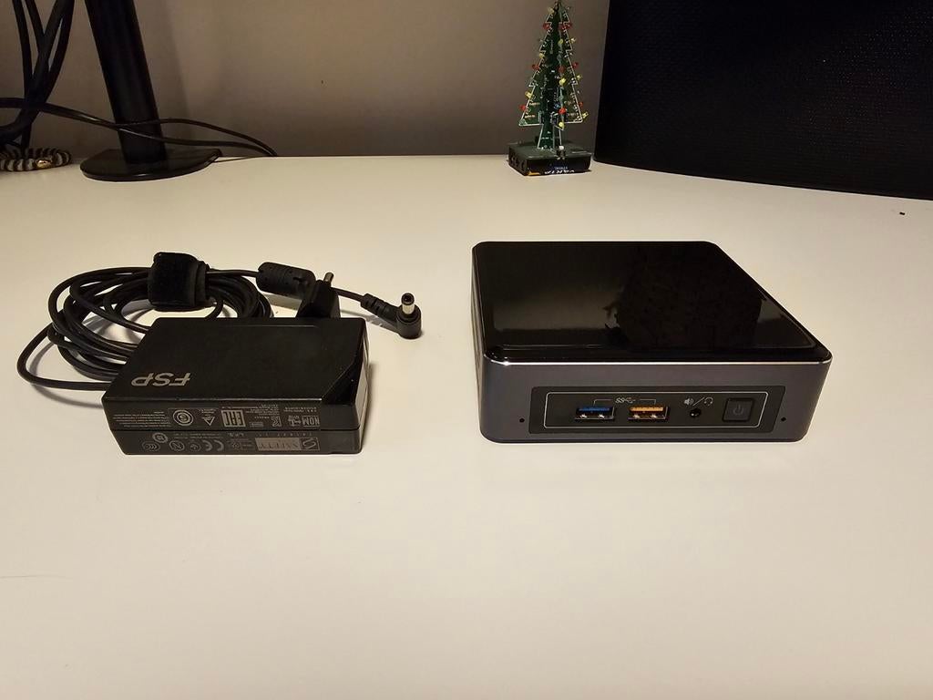 Intel NUC i5 - 32GB RAM, 256GB SSD, Gebruikt, 2 tot 3 Ghz, 32 GB, 256GB