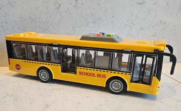 Speelgoed Schoolbus met Licht & Geluid beschikbaar voor biedingen