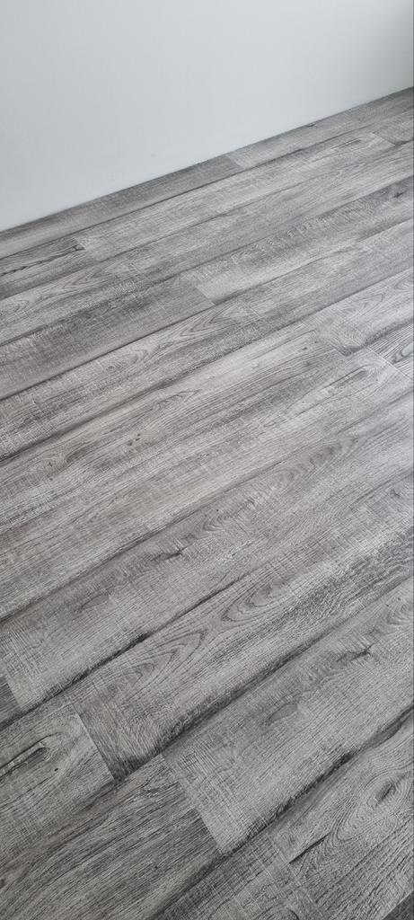 Kaindl AQUA PRO Supreme 12.0 - K5756 Eikenhouten Cabana Lago, Doe-het-zelf en Verbouw, Vloerdelen en Plavuizen, Nieuw, Laminaat
