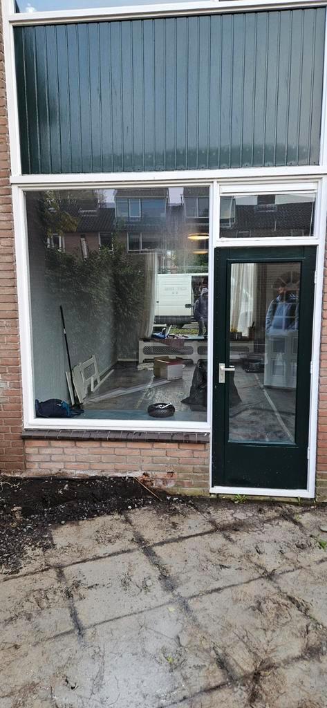 Houten Achterpui met Deur & Glas, Doe-het-zelf en Verbouw, Deuren en Horren, Gebruikt, Buitendeur, Hout, Ophalen