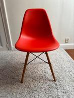 Vitra Eames Origineel DSW origineel-rood, Huis en Inrichting, Stoelen, Kunststof, Ophalen of Verzenden, Zo goed als nieuw, Eén