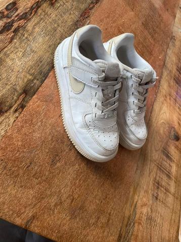 Nike air force maat 29.5 in goede staat met doos beschikbaar voor biedingen