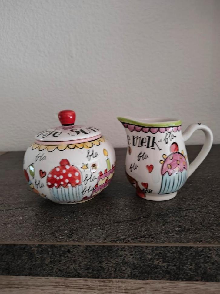 Blond Amsterdam Suikerpot En Melkkan BlaBla, Huis en Inrichting, Keuken | Servies, Nieuw, Overige typen, Blond Amsterdam, Aardewerk