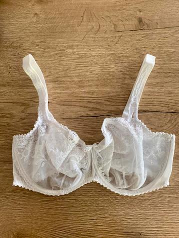 Prima donna 90D full cup kant wit beschikbaar voor biedingen