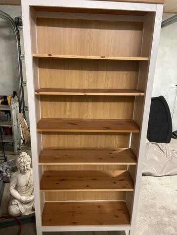 IKEA Hemnes Boekenkast - Wit Gebeitst/Lichtbruin beschikbaar voor biedingen