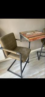 Barkrukken met zwevende of staande tafel, Huis en Inrichting, Barkrukken, 2 krukken, Ophalen, 60 tot 90 cm