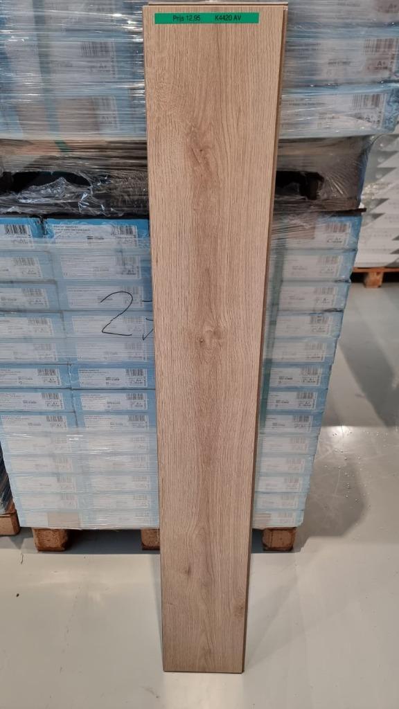 Direct ophalen | Pallet uitverkoop laminaat 8mm | Utrecht, Huis en Inrichting, Stoffering | Vloerbedekking, Nieuw, Laminaat, Wit