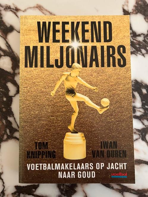 Iwan van Duren - Weekendmiljonairs, Boeken, Sportboeken, Zo goed als nieuw, Balsport, Ophalen of Verzenden