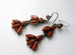 Antieke 925 zilveren oorbellen met antieke bloedkoralen, Sieraden, Tassen en Uiterlijk, Antieke sieraden, Ophalen, Zilver, Oorbellen