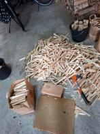 Droge aanmaakhoutjes  4 kg 3euro, Tuin en Terras, Minder dan 3 m³, Ophalen, Overige houtsoorten, Takken