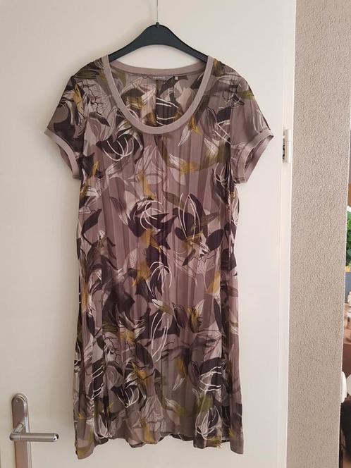 Leuk mooi vlot Jurkje van Sandwich., Kleding | Dames, Jurken, Zo goed als nieuw, Maat 38/40 (M), Knielengte, Ophalen of Verzenden