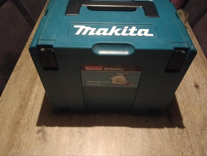 Makita SP6000J Invalzaag met Koffer, Doe-het-zelf en Verbouw, Gereedschap | Zaagmachines, Zo goed als nieuw, Invalzaag, 1200 watt of meer