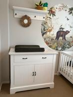 Commode en ledikant, Ophalen, Gebruikt, Jongetje of Meisje