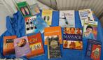 15 boeken voetreflex, massage en reiki, Ophalen of Verzenden, Zo goed als nieuw, Niet van toepassing