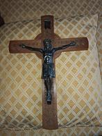 Houten Kruisbeeld met Christusfiguur, Verzenden