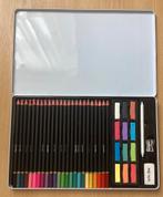 Doos met Teken en Schilderspullen.   (Nieuw), Ophalen of Verzenden, Nieuw, Potlood of Stift