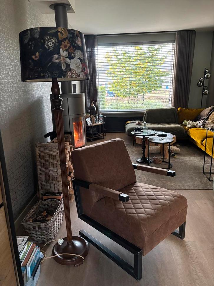 Vloerlamp oude lamp, moderne kap, Huis en Inrichting, Lampen | Vloerlampen, Gebruikt, 150 tot 200 cm, Hout, Ophalen
